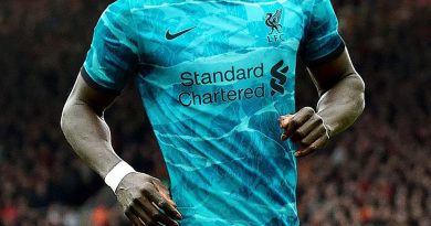 Away Kit Mane